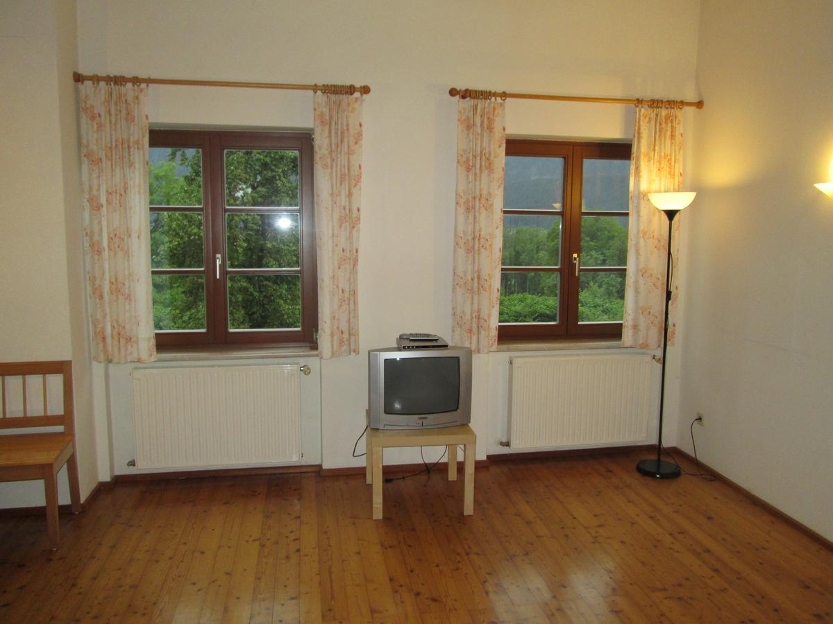 Schloss Manndorf Gaestehaus Kotschach-Mauthen Buitenkant foto